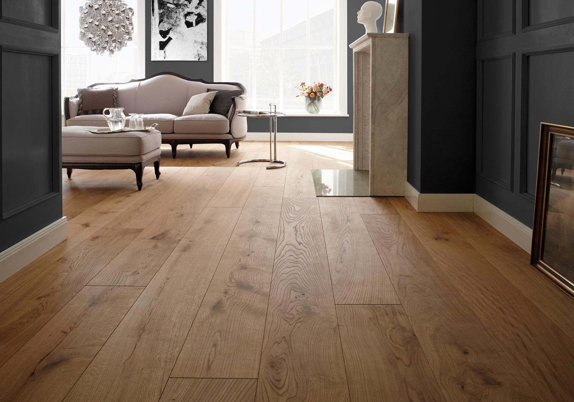 Parchet dublu stratificat, Stejar, Lemn deschis, Silverline Edition, uleiat, periat, 2800 x 260 x 11 mm Parchet dublu stratificat, Stejar, Lemn deschis, Silverline Edition, uleiat, periat, 2800 x 260 x 11 mm 1