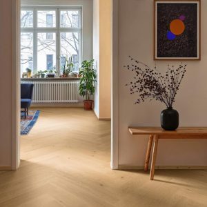 Parchet dublu stratificat,BOEN,Herringbone T/G,Stejar Soft Brown Andante, Live Matt Plus, lacuit,10.5x137x790mm, incalzire in pardoseala
