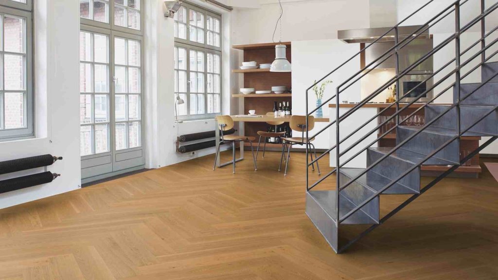 1 Parchet dublu stratificat,BOEN,Prestige,Stejar Soft Brown, Live Matt, lacuit,10x70x470mm, incalzire in pardoseala