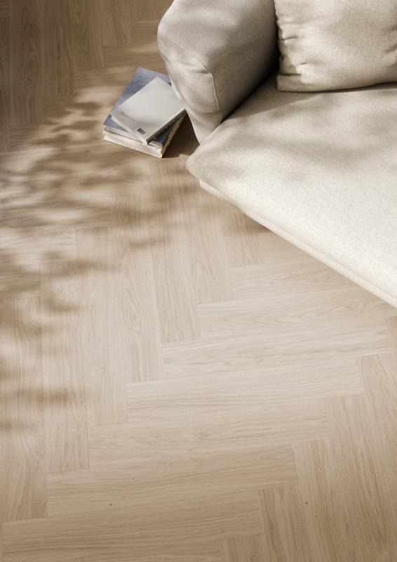 4. Parchet dublu stratificat,BOEN,Herringbone TG,Stejar Pale White Andante, Live Matt Plus, lacuit,10.5x137x790mm, incalzire in pardoseala