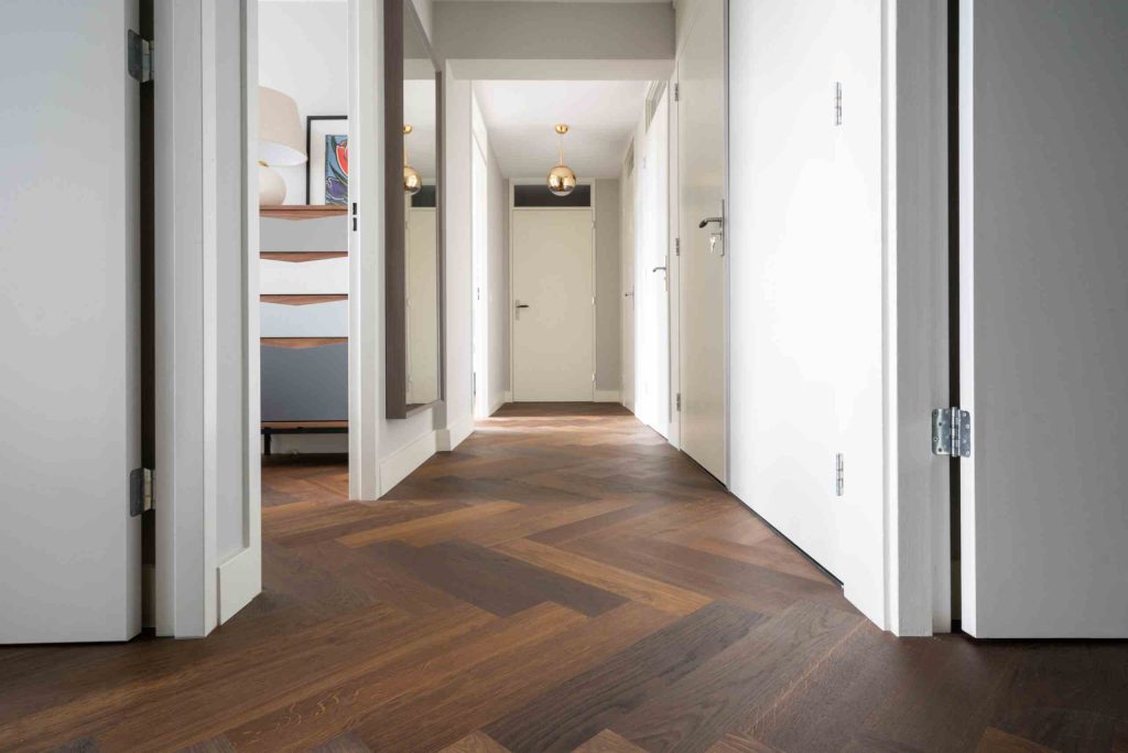 3. Parchet Lemn dublu stratificat, Stejar lemn inchis, Uleiat, Formpark Quadrato Bauwerk
